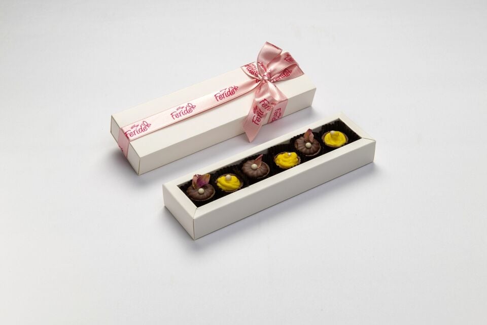 Artizan Gül ve Limon Ganaj Dolgulu Çikolata