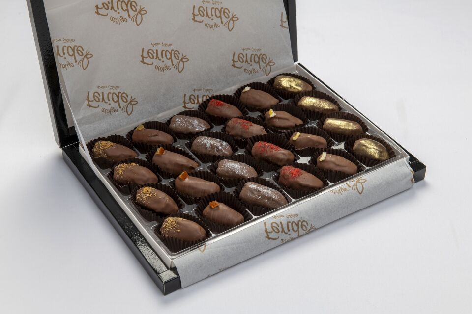 Lotus Krema, Ballı Fındık Ezme, Ballı Ceviz Ezme Dolgulu Çikolata Kaplı Hurma